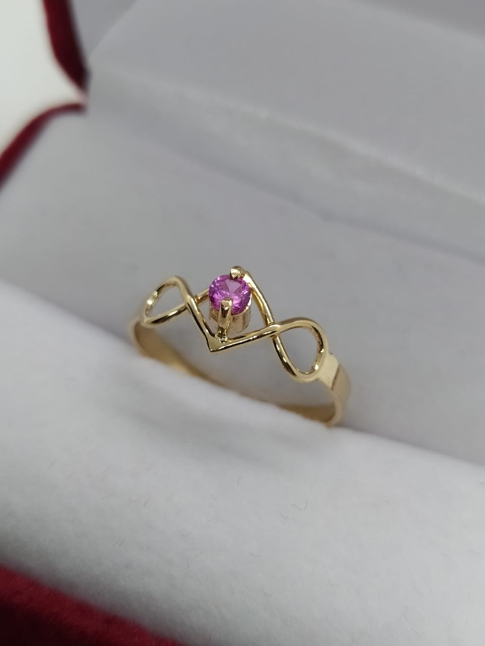 Anillo infinito rosa de Francia 1.5 aprox oro 18k Joyas Lillo